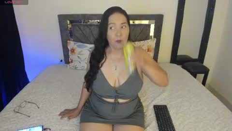 Snapshot of laurasofia01 chatting on 07.09.26 laurasofia01 online show from 07.09.26