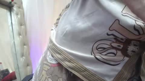 Snapshot of laurasofia45 chatting on 07.12.26 Laura Sofia online show from 07.12.26