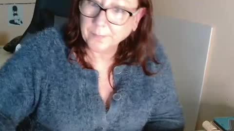 laureanne online show from 12.22.24