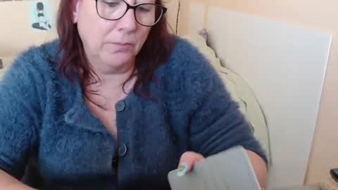 laureanne online show from 12.26.24