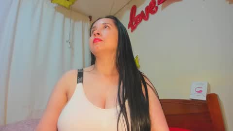 Snapshot of laureen777 chatting on 02.03.25 laureen777 online show from 02.03.25