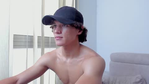 Laureent online show from 12.26.24