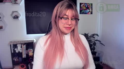 Snapshot of lauren_afrodita chatting on 10.28.25 Im Lauren independent model online show from 10.28.25