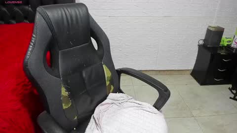 Lauren Independent model online show from 12.10.24