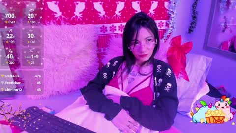 Lauren evans9 online show from 12.18.24