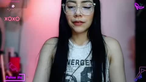 Snapshot of lauren_sweet7 chatting on 10.14.25 Lauren online show from 10.14.25