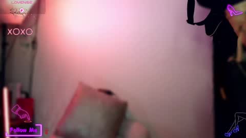 Snapshot of lauren_sweet7 chatting on 10.30.25 Lauren online show from 10.30.25