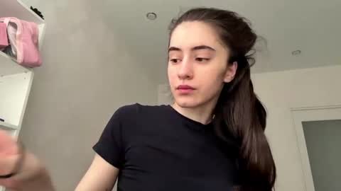 laurenadupuy online show from 07.06.26