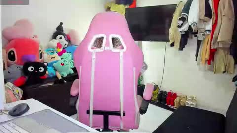 SF online show from 09.24.25