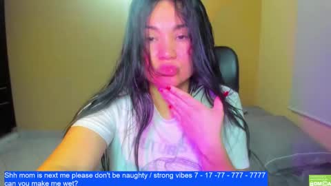 Snapshot of laurengirls1 chatting on 01.03.25 onlyfan laureng7 - 7 laureng2 online show from 01.03.25