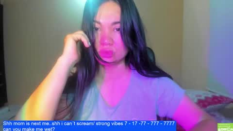 Snapshot of laurengirls1 chatting on 01.30.25 onlyfan laureng7 - 7 laureng2 online show from 01.30.25