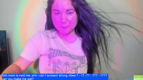 Snapshot of laurengirls1 chatting on 02.04.25 onlyfan laureng7 - 7 laureng2 online show from 02.04.25
