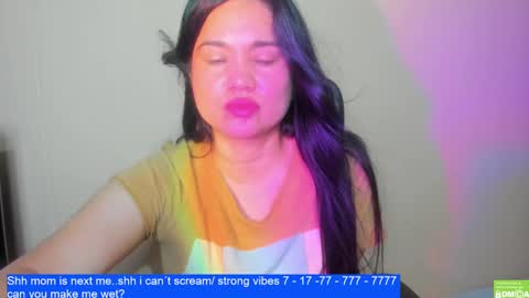 Snapshot of laurengirls1 chatting on 02.06.25 onlyfan laureng7 - 7 laureng2 online show from 02.06.25