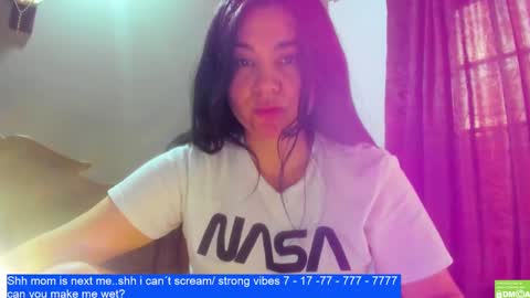Snapshot of laurengirls1 chatting on 02.12.25 onlyfan laureng7 - 7 laureng2 online show from 02.12.25