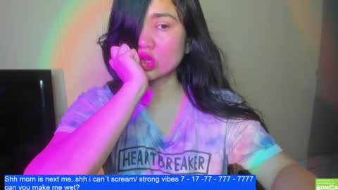 Snapshot of laurengirls1 chatting on 02.13.25 onlyfan laureng7 - 7 laureng2 online show from 02.13.25