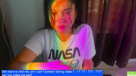 Snapshot of laurengirls1 chatting on 02.19.25 onlyfan laureng7 - 7 laureng2 online show from 02.19.25