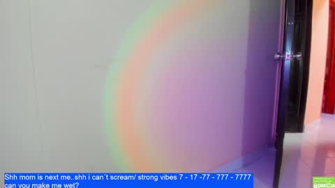 Snapshot of laurengirls1 chatting on 03.07.25 onlyfan laureng7 - 7 laureng2 online show from 03.07.25