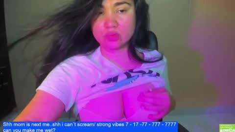 Snapshot of laurengirls1 chatting on 03.10.25 onlyfan laureng7 - 7 laureng2 online show from 03.10.25