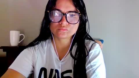 onlyfan laureng7 - 7 laureng2 online show from 10.22.25
