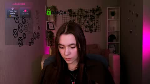 Laure online show from 05.15.26