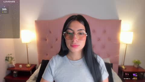 laurenn_smitth online show from 12.02.24