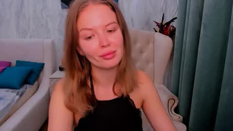 laurennhill online show from 09.16.25