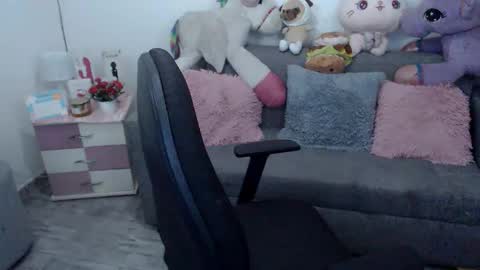 Laura online show from 12.11.24