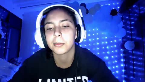 Laurent online show from 12.20.24