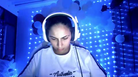 Laurent online show from 12.22.24