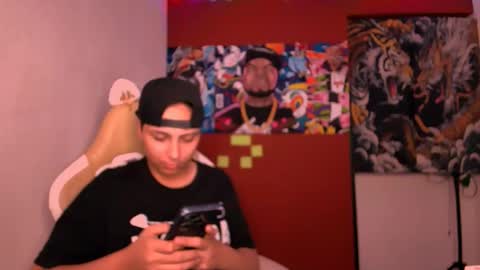 Laurent online show from 10.11.25