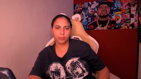 Laurent online show from 10.16.25