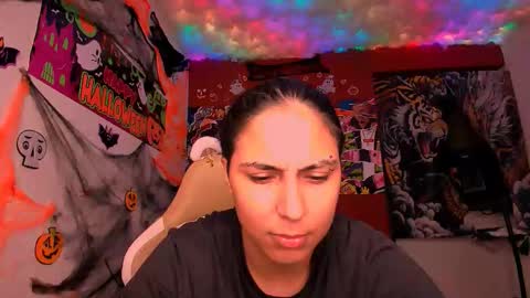 Laurent online show from 10.21.25