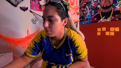 Laurent online show from 10.29.25