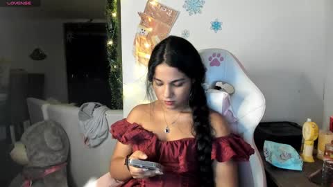 Snapshot of laurent_jones chatting on 01.01.25 daniela angel online show from 01.01.25