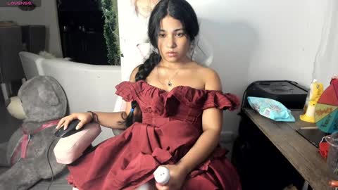 Snapshot of laurent_jones chatting on 01.01.25 daniela angel online show from 01.01.25