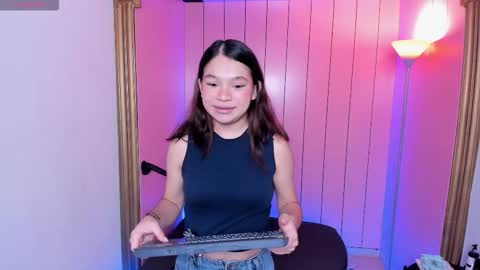 laurent_scott_ online show from 10.14.25