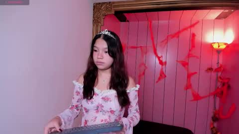 laurent_scott_ online show from 10.29.25