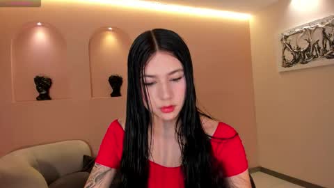 Snapshot of laurentconnor chatting on 10.26.25 Lau online show from 10.26.25