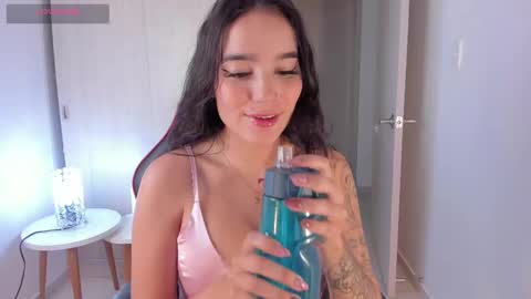 Miss lauren online show from 02.21.25