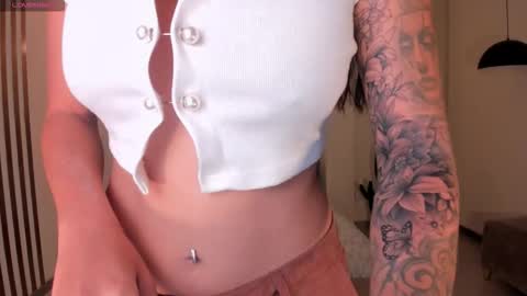 Miss lauren online show from 09.13.25