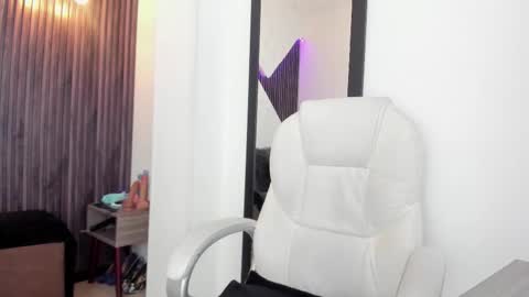 Lau online show from 09.20.25