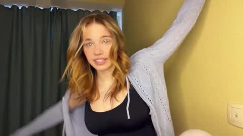 Bella online show from 03.03.26