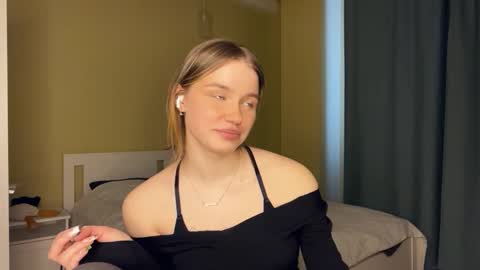 Bella online show from 03.16.26