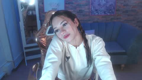 Laurita  online show from 12.30.24