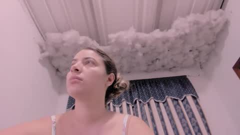 Lauu G online show from 10.09.25