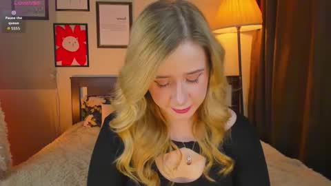 Snapshot of lavender_tender chatting on 02.27.26 Lav online show from 02.27.26