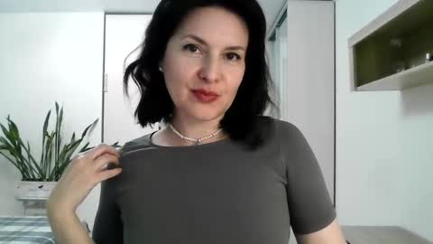 Diana  online show from 09.14.25