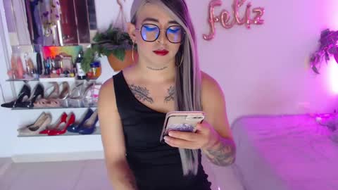 Cristina online show from 12.16.24