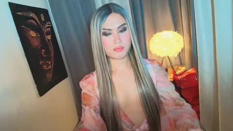 Victoria online show from 10.13.25