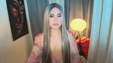 Victoria online show from 10.14.25